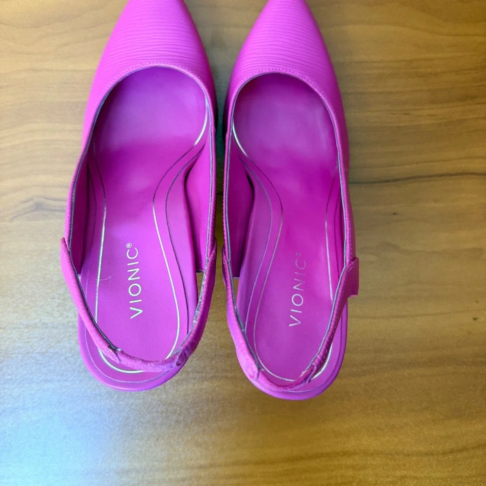 Vionic Adalena Pink Lizard Embossed Leather Slingback Flared Heel Pumps Womens 7
